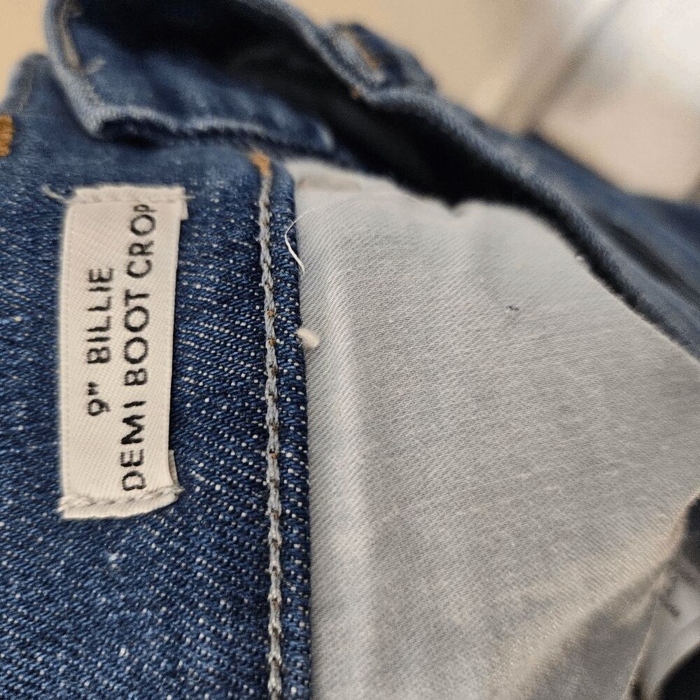 J. Crew 9" Billie Demi Boot Crop Jeans AV756 Women's Blue Size 26P - Picture 3 of 7
